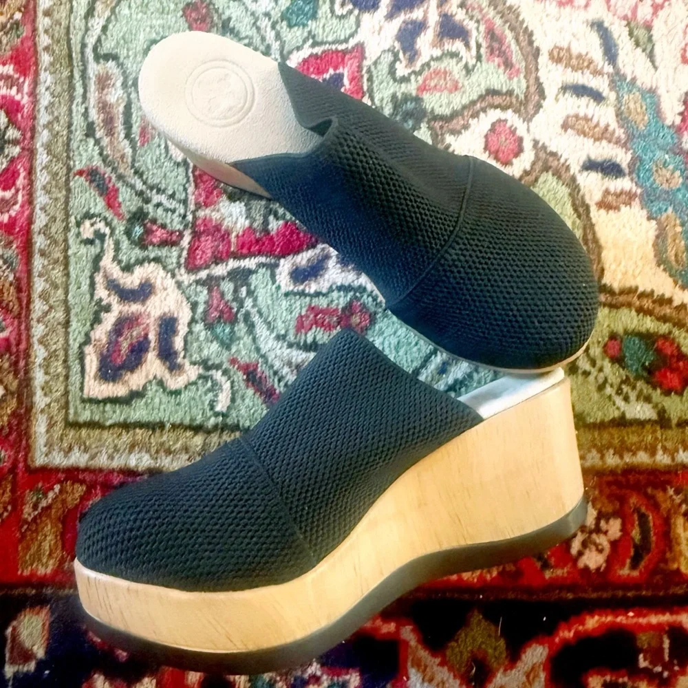 CHARLESTON SHOE CO. Black Woven Clogs “Frannie” SIZE 37! BRAND NEW! - Picture 1 of 6